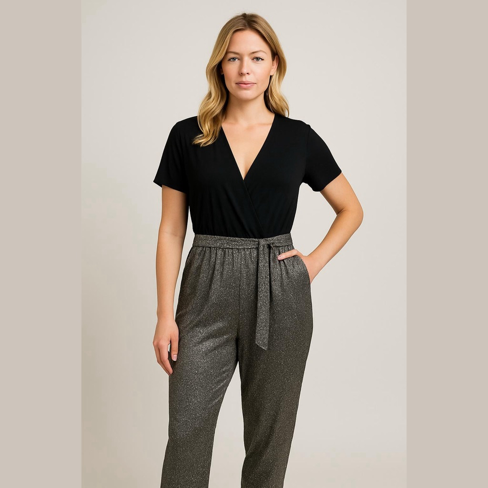 Sandra Darren Jumpsuit Women's Size XL Black and Gold